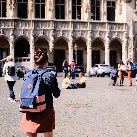 Meet your Posher, Emily - Picture 1 of 1